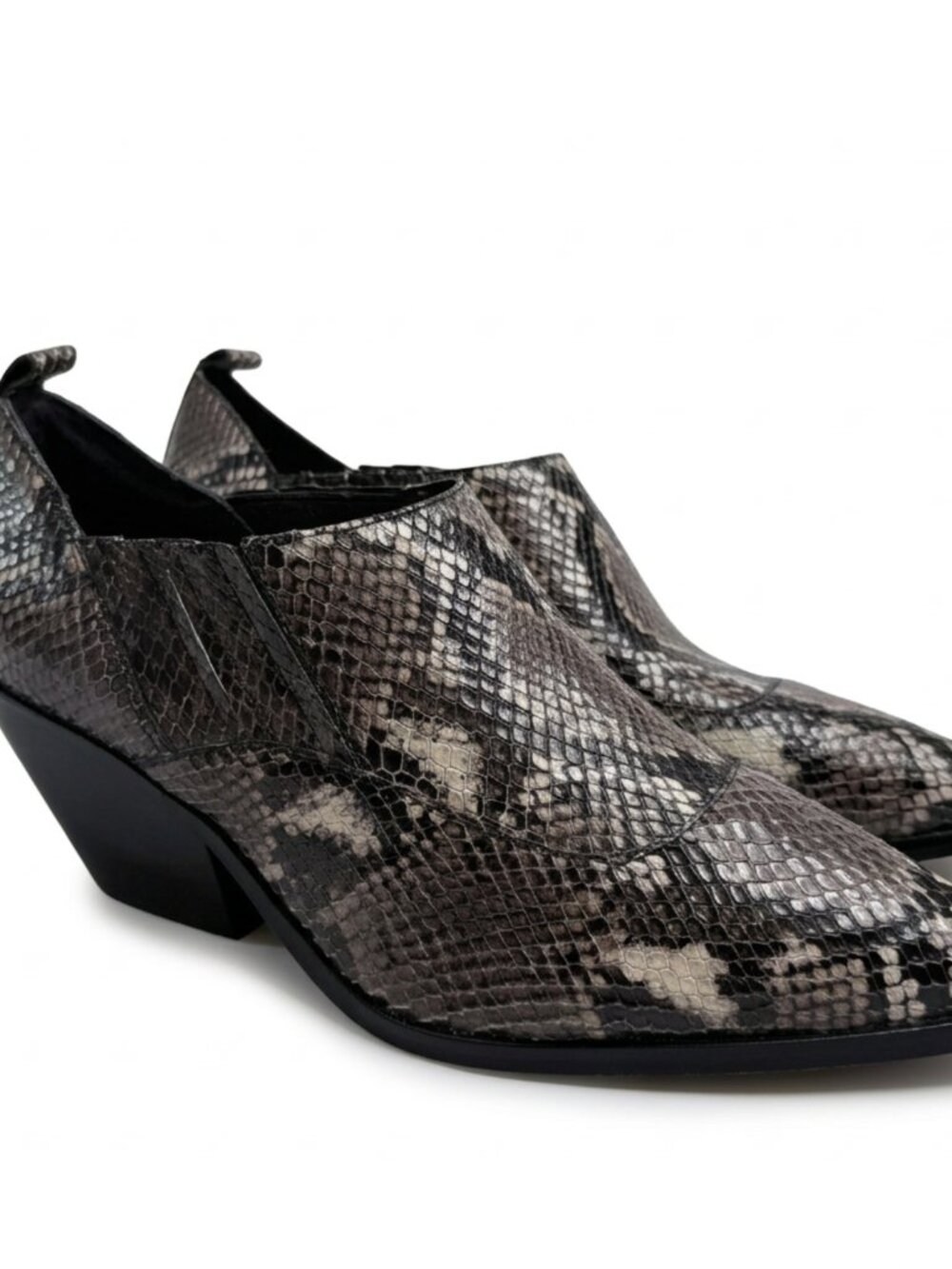 New Never Worn Vince Camuto Leather Snakeskin Booties Size 9 1/2 M